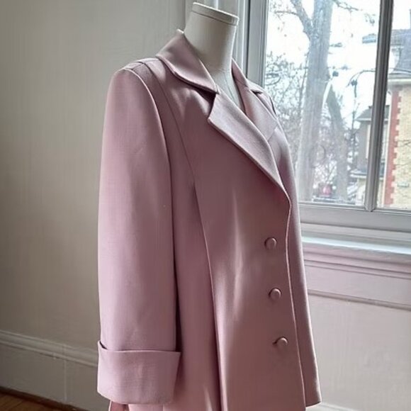 The Rosedale Relaxed Blazer - Picture 2 of 3